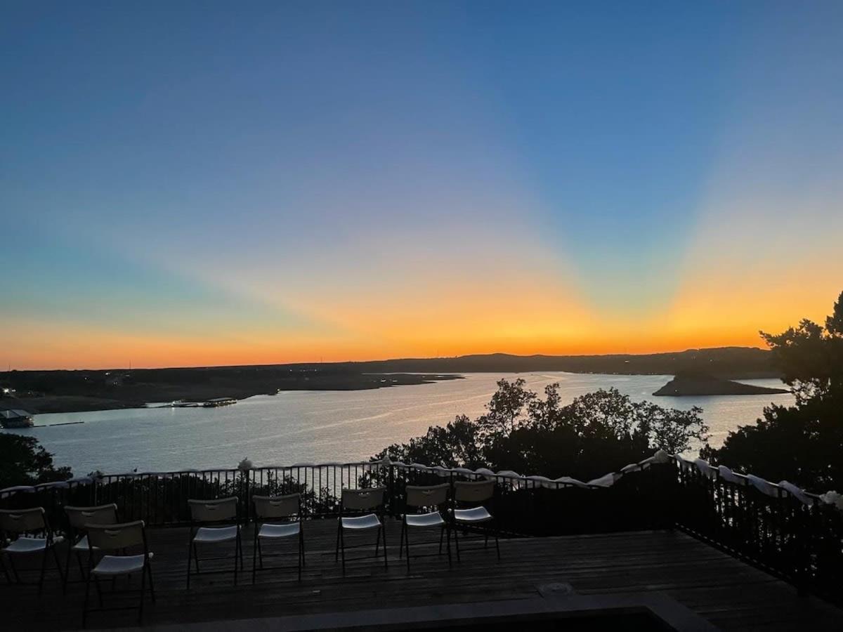 Вилла Atlantis On Lake Travis Pool Hot Tub Dock Leander Экстерьер фото