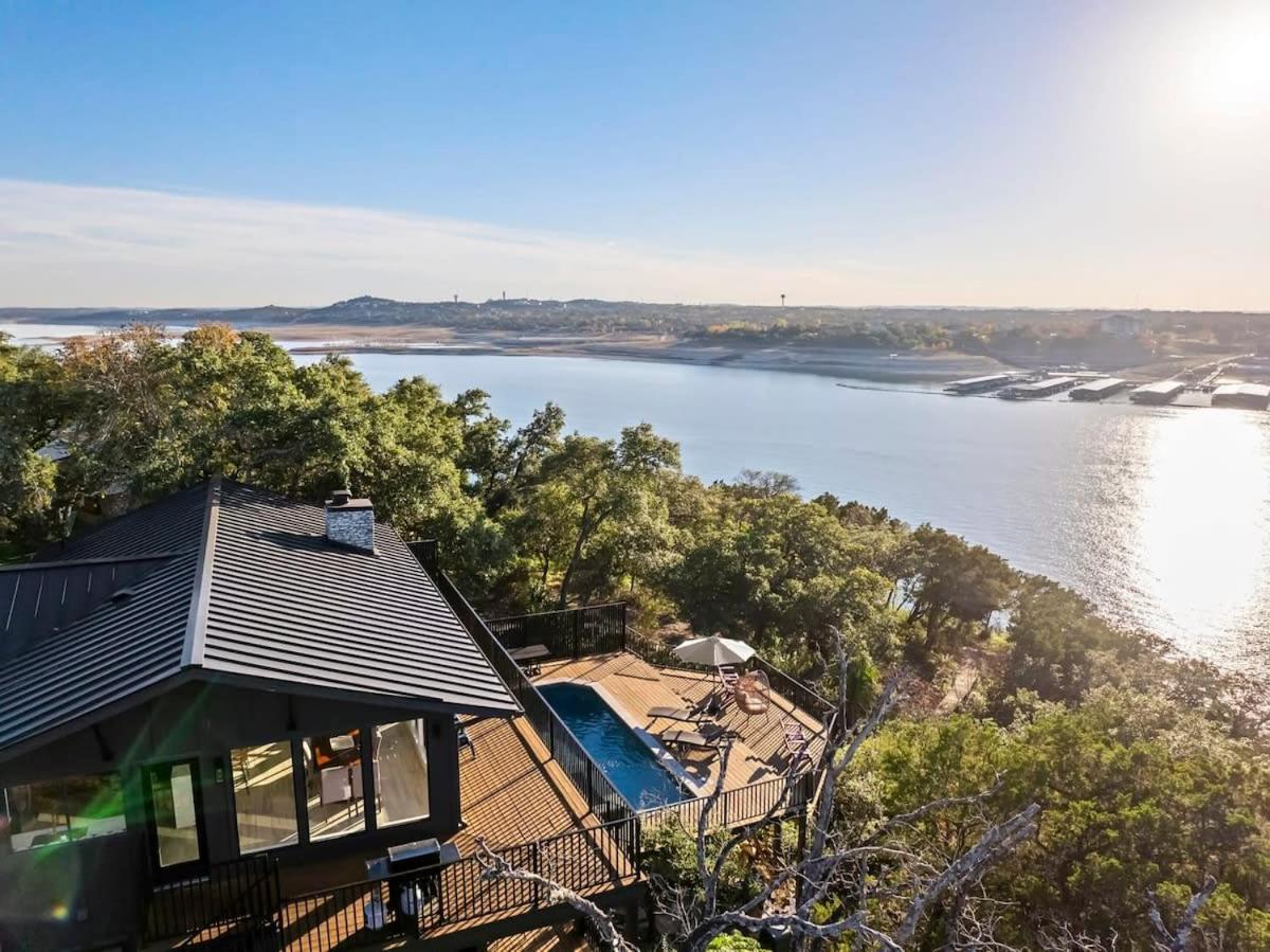 Вилла Atlantis On Lake Travis Pool Hot Tub Dock Leander Экстерьер фото