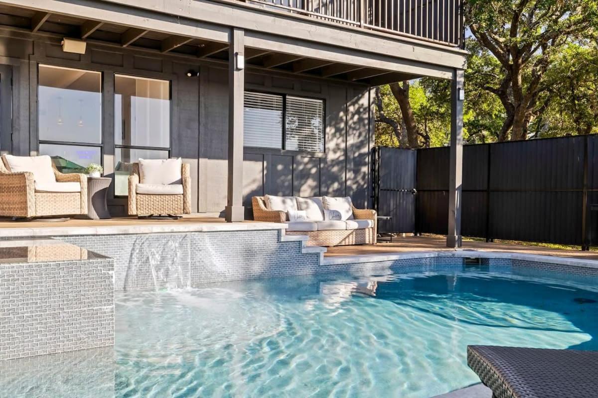 Вилла Atlantis On Lake Travis Pool Hot Tub Dock Leander Экстерьер фото