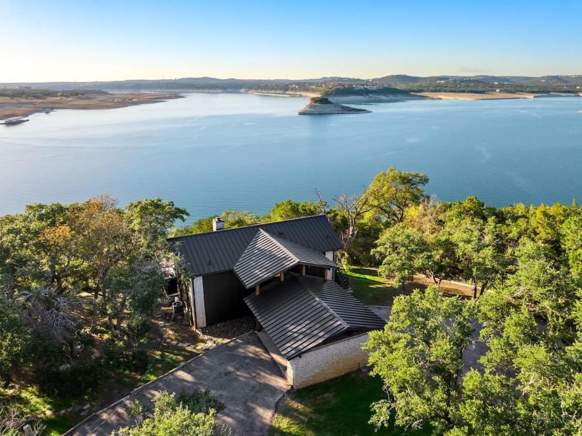 Вилла Atlantis On Lake Travis Pool Hot Tub Dock Leander Экстерьер фото